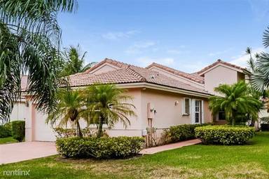 Main picture of 3656 Coco Lake Dr