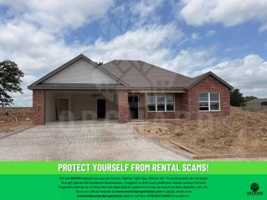 Main picture of 3208 N Arden Way
