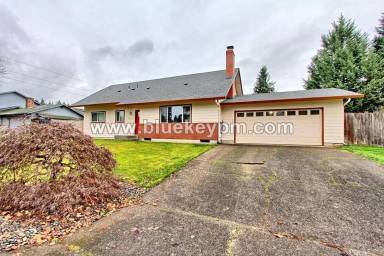 Main picture of 10712 NE 96th St