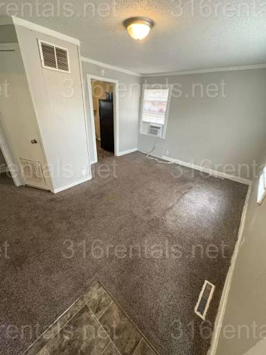 Main picture of 2745 S Vassar Ct