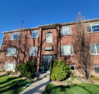 Main picture of 203 N Quince St