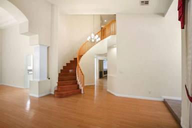 Main picture of 2120 Waterbury Ln