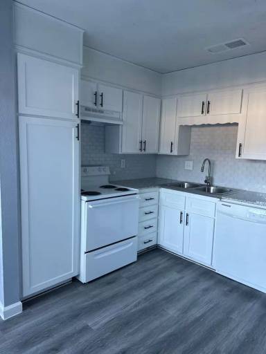 Main picture of 2318 Andover Dr