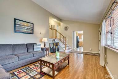 Main picture of 217 Joan St
