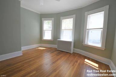 Main picture of 18 Brackett St