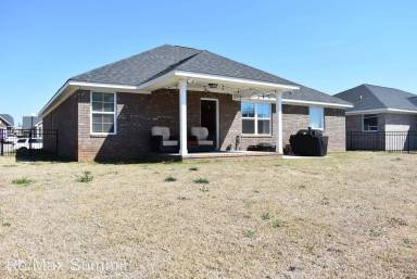 Main picture of 2118 Eureka Way