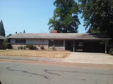 Main picture of 512 NE Dean Dr
