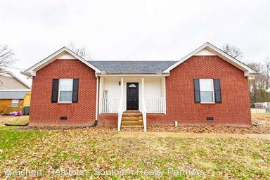 Main picture of 109 Paigewood Dr