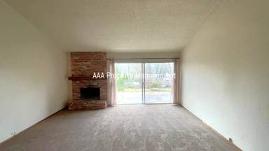 Main picture of 170 Donegal Way
