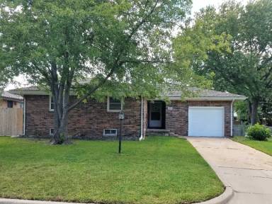 Main picture of 1029 S Capri Ln
