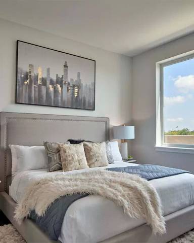 Main picture of 250 Avenue E