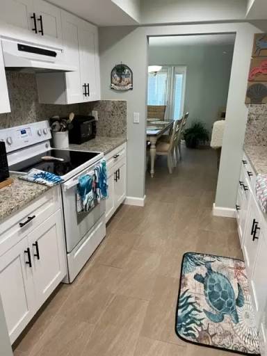 Main picture of 143 Whispering Sands Cir