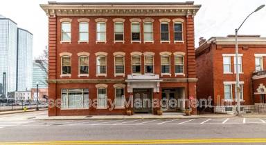 Main picture of 400 W Church Ave