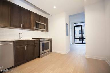 Main picture of 21 West End Ave Apartments