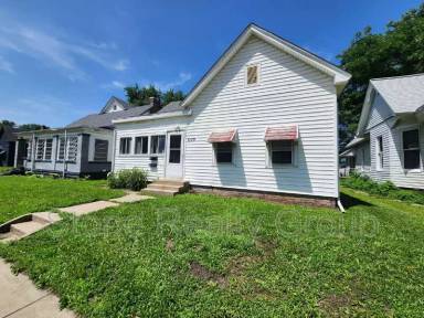 Main picture of 1130 N 8th St