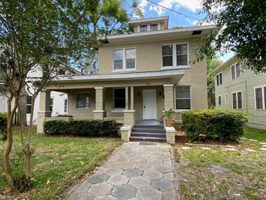 Main picture of 2512 College St