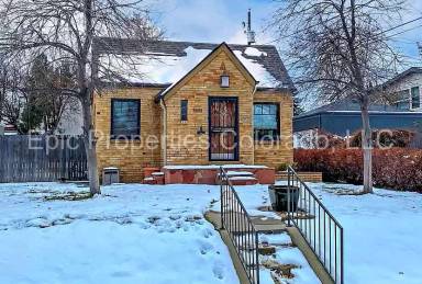 Main picture of 3232 W Scott Pl