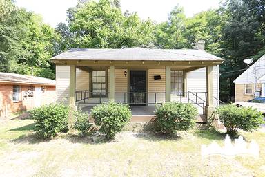Main picture of 3176 Lyndale Ave