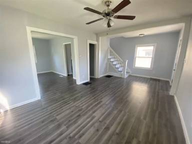 Main picture of 2004 S Martin Luther King Jr Dr