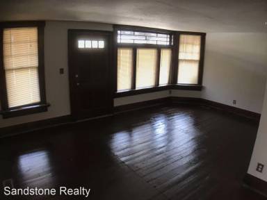 Main picture of 2036 W 95th St