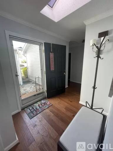Main picture of 500 Westpark Cir