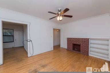 Main picture of 4951 N Oakley Ave