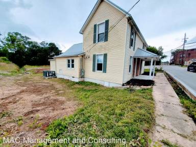 Main picture of 450 Thurman Ave