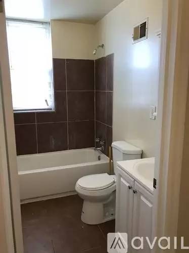 Main picture of 4716 Chestnut St