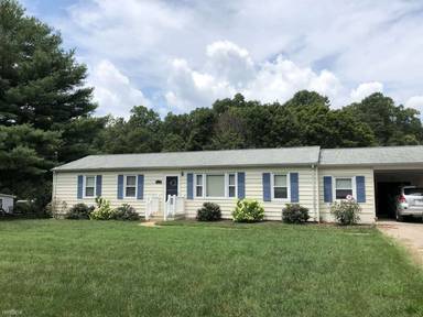 Main picture of 10015 Seminole Rd