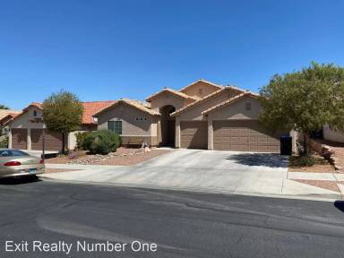 Main picture of 1620 Silver Slipper Ave