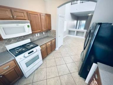 Main picture of 1668 Little Crow Ave