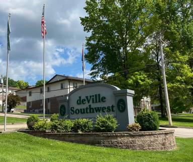 Main picture of De Ville Southwest Properties