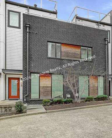 Main picture of 2807 Delaware Ave