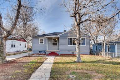 Main picture of 3820 W 76th Ave