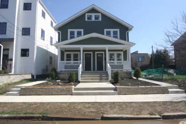 Main picture of 1030 N 6th St