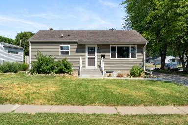 Main picture of 1338 Carroll St