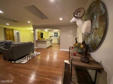 Main picture of 3951 S Lindbergh Blvd