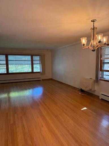Main picture of 4610 Washington St