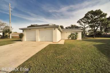 Main picture of 1472 Croftwood Dr