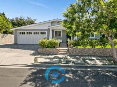 Main picture of 3077 Ducommun Ave
