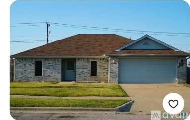 Main picture of 403 James Loop