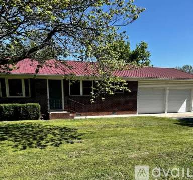 Main picture of 611 E Central Ave