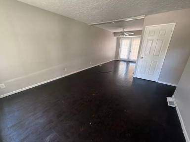 Main picture of 10650 Dunkeld Cir
