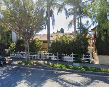 Main picture of 2860 Exposition Blvd