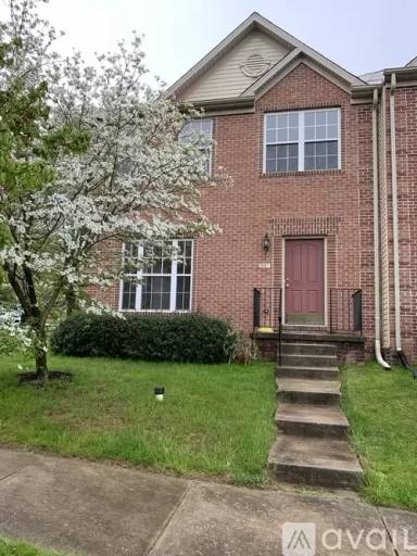 Main picture of 501 Callander Way