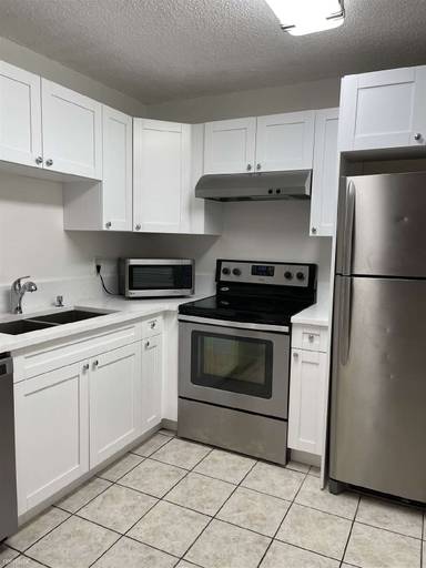 Main picture of 9431 Live Oak Pl