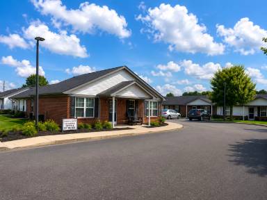 Main picture of Danbury Pointe