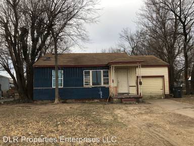 Main picture of 3228 E Young St