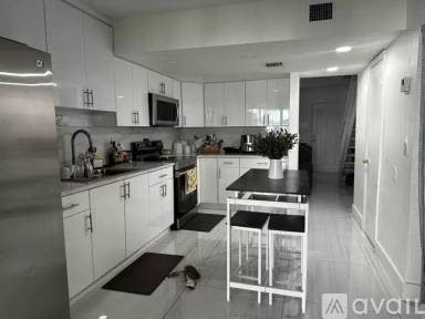 Main picture of 5567 W 22nd Ct