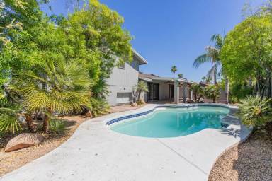 Main picture of 5120 S Dorsey Ln